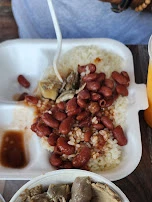 Cuajitos Con Arroz Blanco Y Habichuelas Rojas